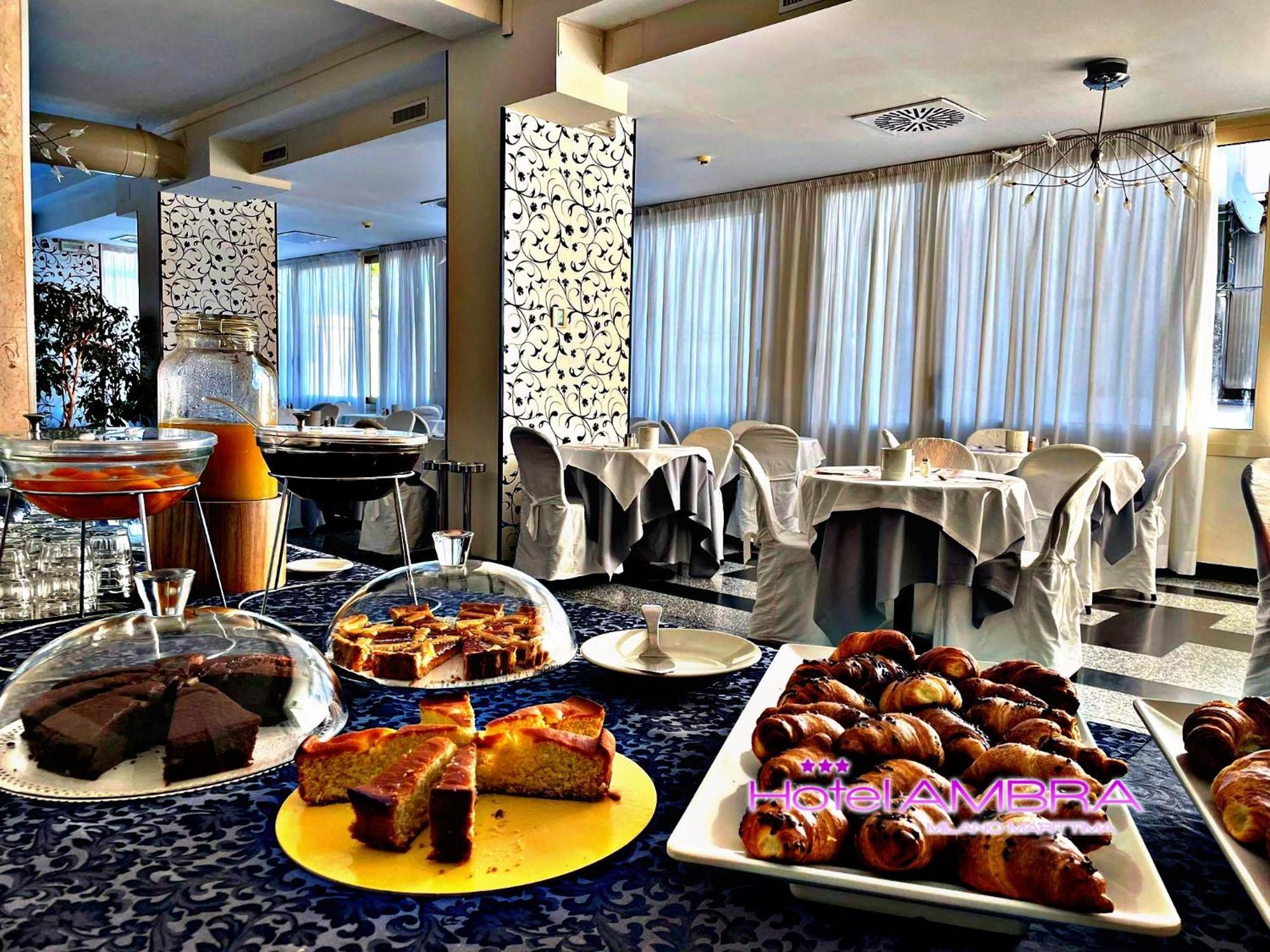 Hotel Ambra Мілано-Маріттіма Екстер'єр фото