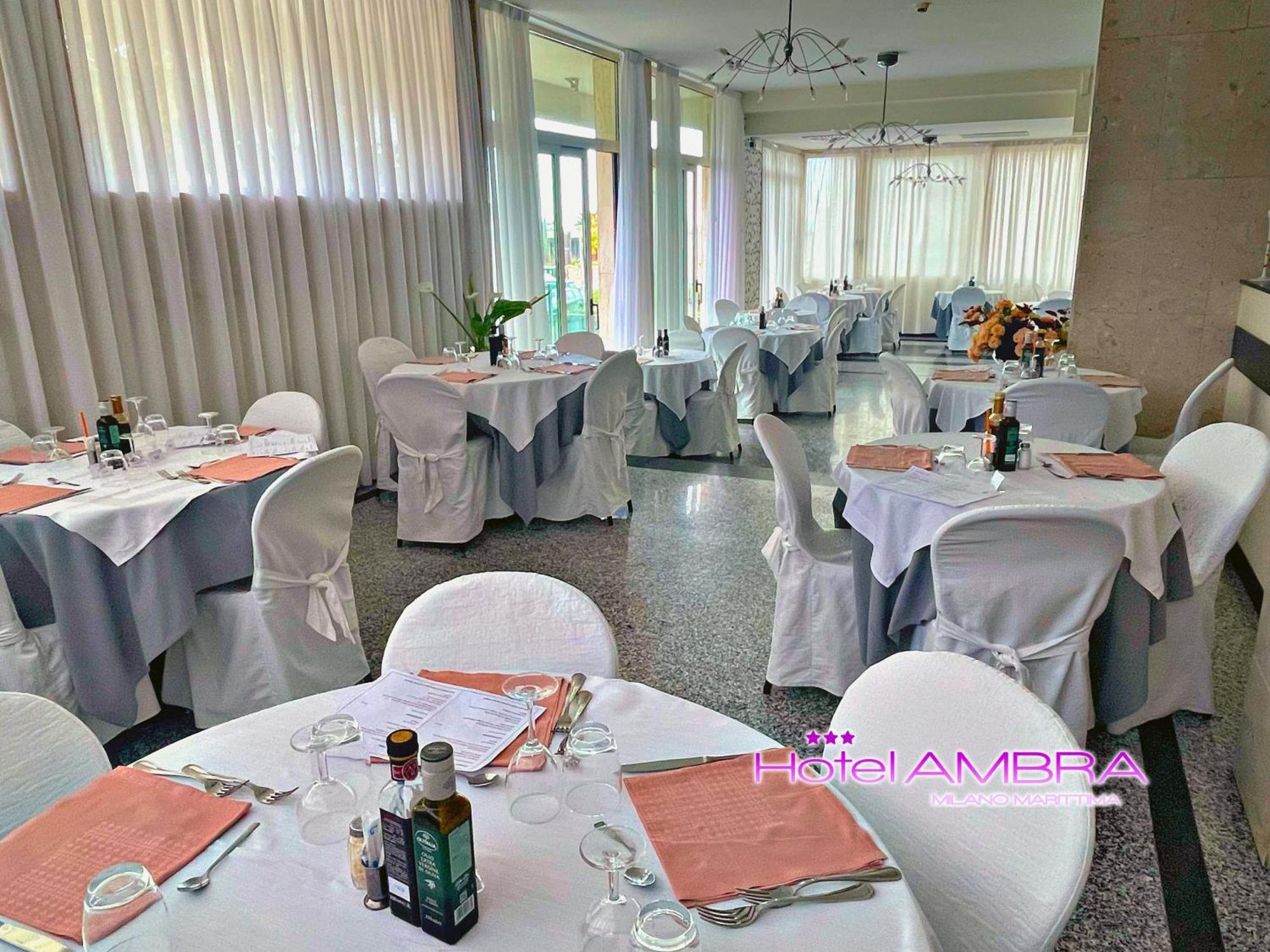 Hotel Ambra Мілано-Маріттіма Екстер'єр фото
