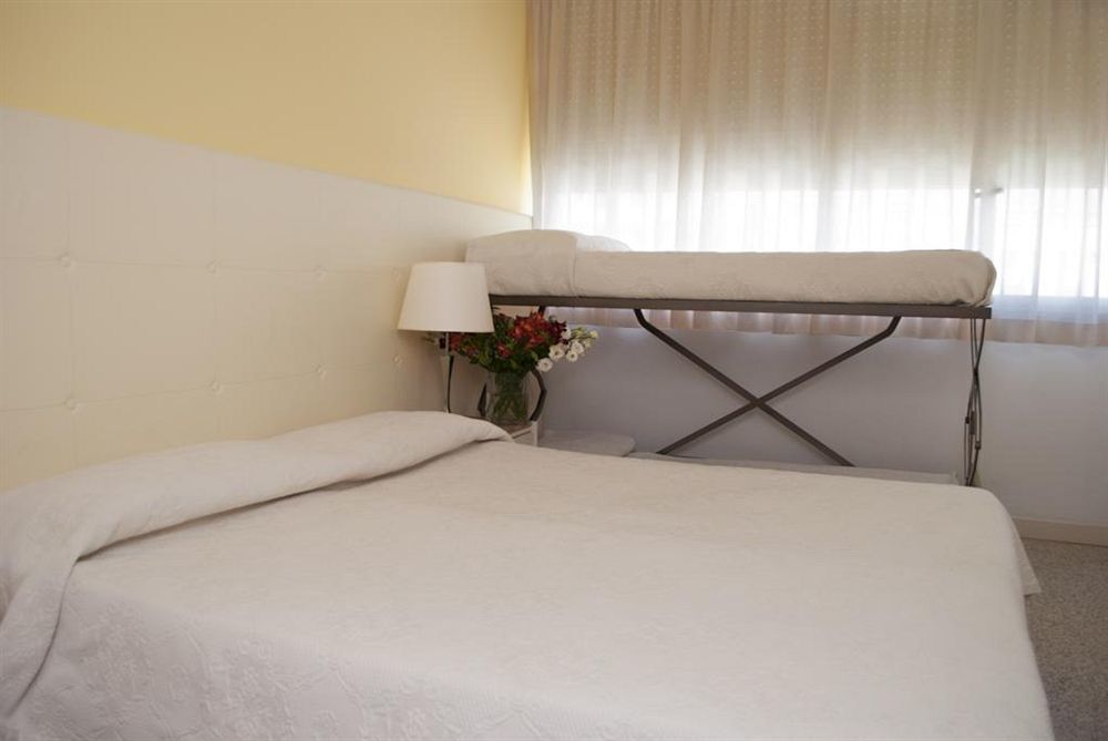 Hotel Ambra Мілано-Маріттіма Екстер'єр фото